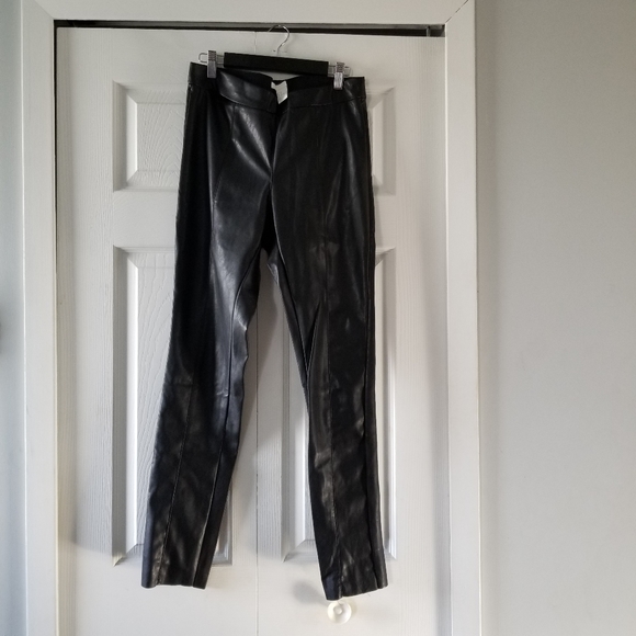 👖H&M BLACK FAUX LEATHER PANTS - Picture 1 of 8